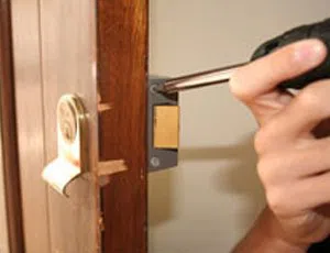 Locksmith Store Tacoma, WA 253-617-7370 - change-locks-service